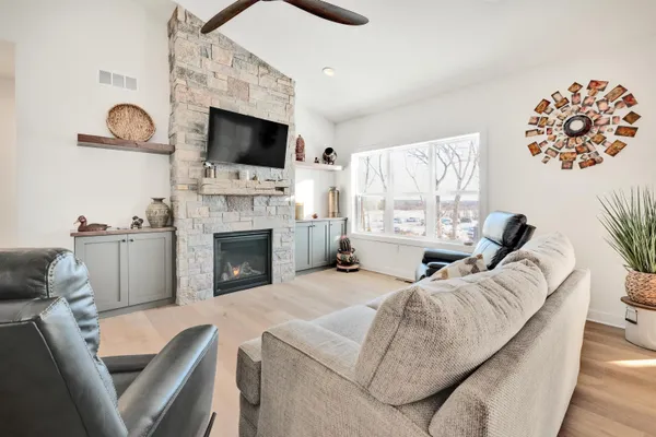 $545,000 | 4147 Fox Forest, DeForest, WI 53532