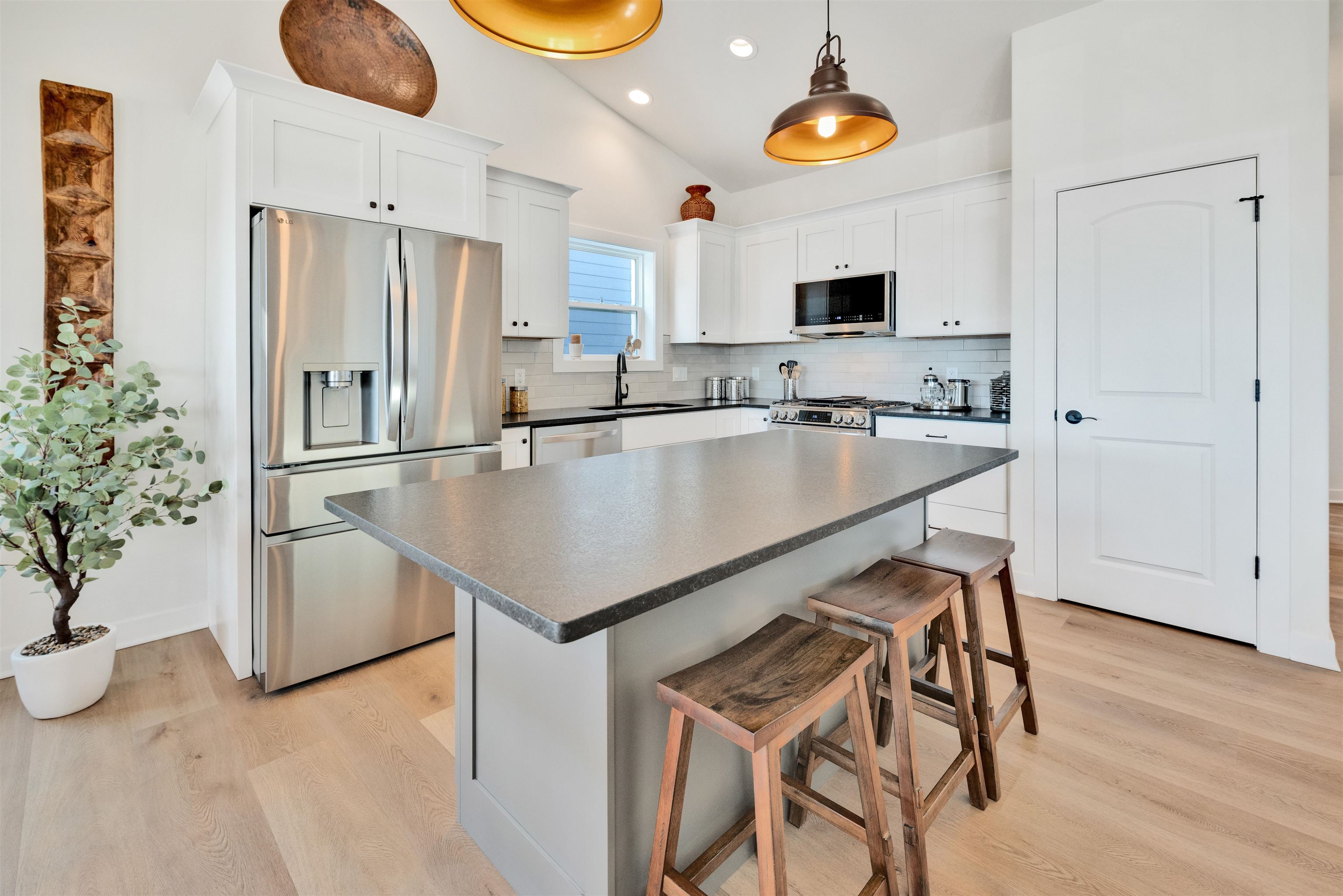 4147 Fox Forest DeForest, WI 53532 - Photo 6 of 55