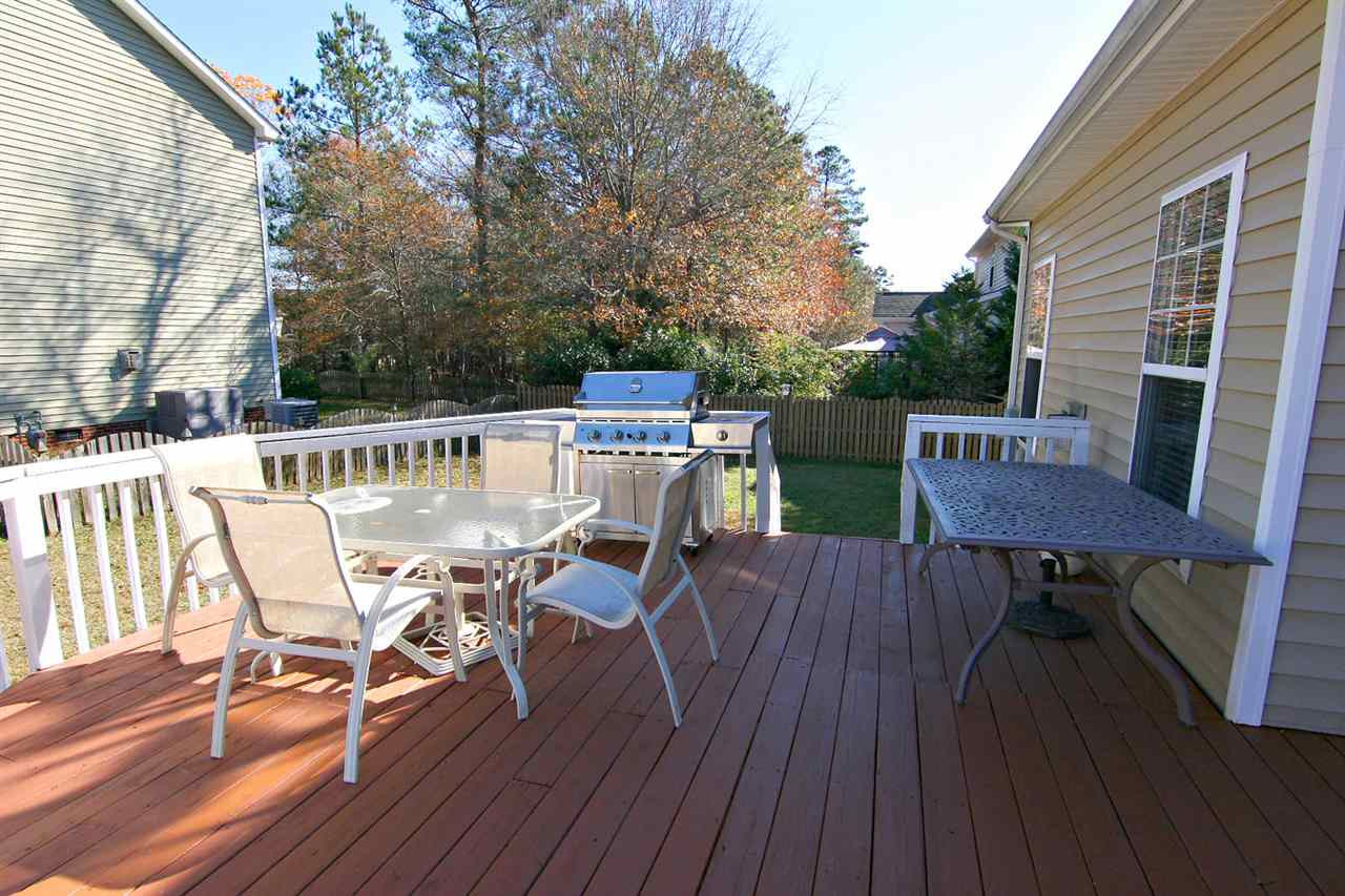 10703 Friendly Neighbor Lane Raleigh, NC 27614 - Photo 20 of 25 Deck