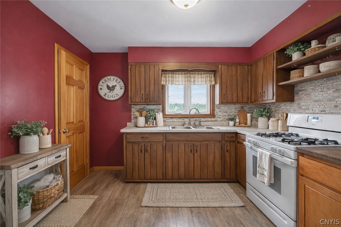 4990 Heelpath Road Verona, NY 13440 - Photo 11 of 50 Virtually staged.