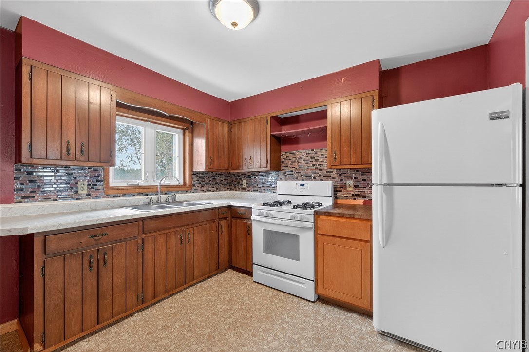 4990 Heelpath Road Verona, NY 13440 - Photo 13 of 50