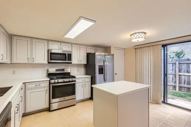 $645,000 | 4513 Sidereal Drive, Austin, TX 78727