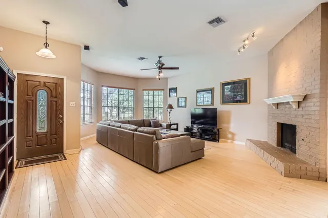 $645,000 | 4513 Sidereal Drive, Austin, TX 78727