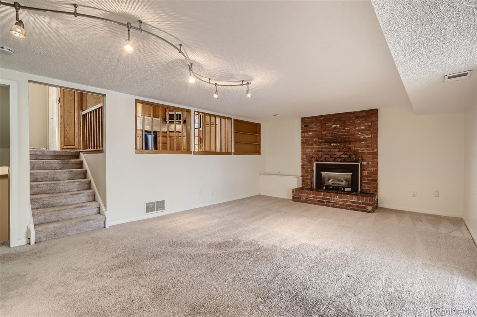 9653 West 74th Way Arvada, CO 80005 - Photo 14 of 40