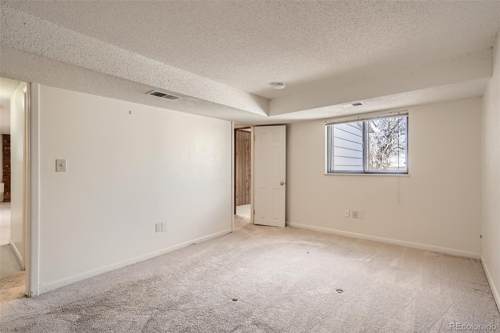 9653 West 74th Way Arvada, CO 80005 - Photo 18 of 40