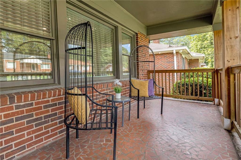 94 Chappell Road Southwest Atlanta, GA 30314 - Photo 2 of 33 Gallery Image 2
