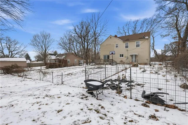 $229,000 | 5305 Ridgeway Avenue, Raytown, MO 64133