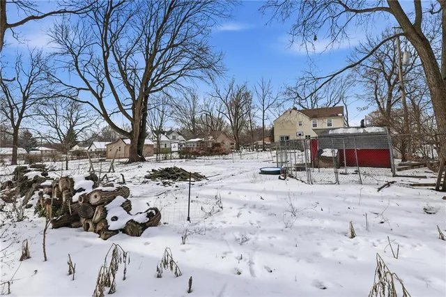 $229,000 | 5305 Ridgeway Avenue, Raytown, MO 64133