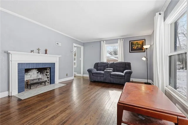 $229,000 | 5305 Ridgeway Avenue, Raytown, MO 64133