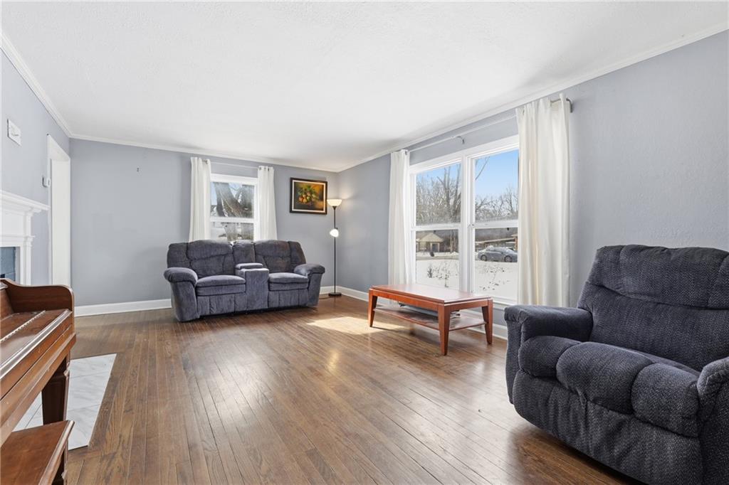 5305 Ridgeway Avenue Raytown, MO 64133 - Photo 8 of 32