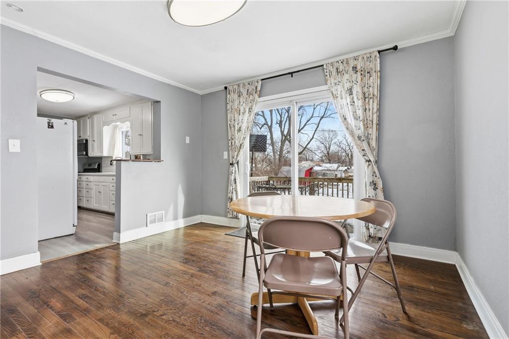 5305 Ridgeway Avenue Raytown, MO 64133 - Photo 10 of 32