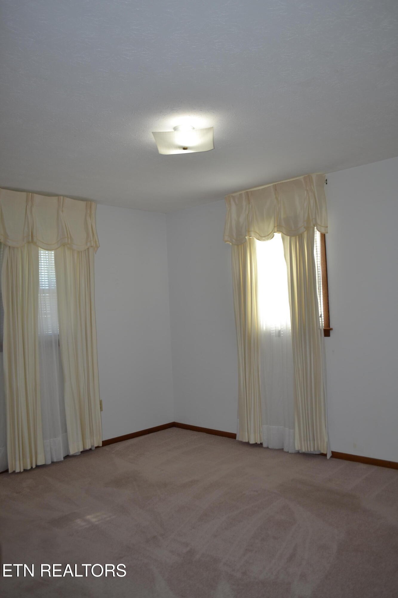360 Sharp Acres Road Jacksboro, TN 37757 - Photo 19 of 37 Gallery Image 19