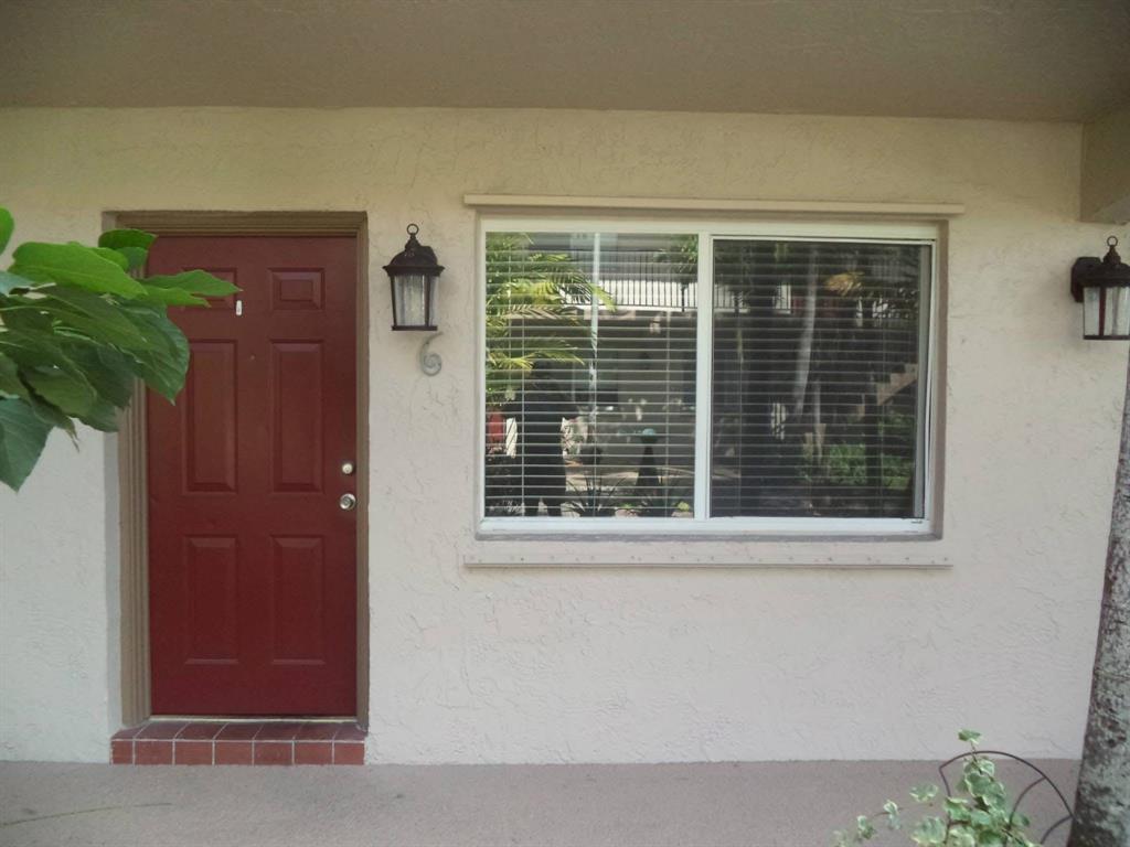 3050 Northeast 5th Terrace, Unit 6 Wilton Manors, FL 33334 - Photo 3 of 22 a view of a window