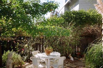 3 Adrian Terrace San Rafael, CA 94903 - Photo 4 of 9 a outdoor dining space with furniture and potted plants