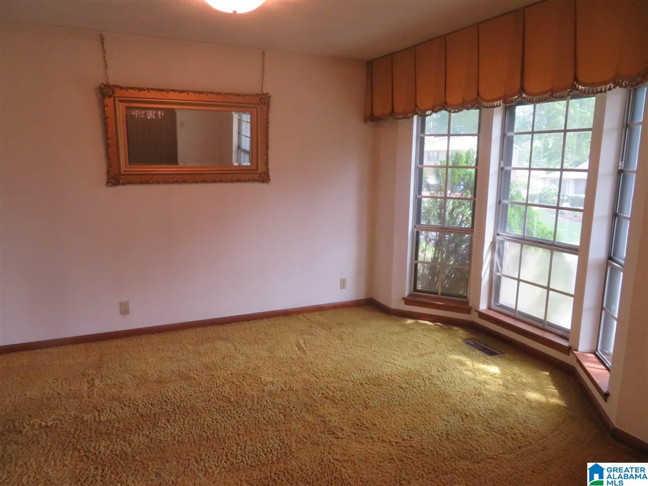 430 Hillside Road Bessemer, AL 35020 - Photo 8 of 38
