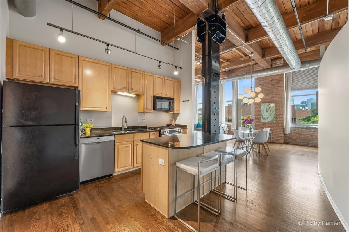 1500 West Monroe Street, Unit 422 Chicago, IL 60607 - Photo 9 of 28