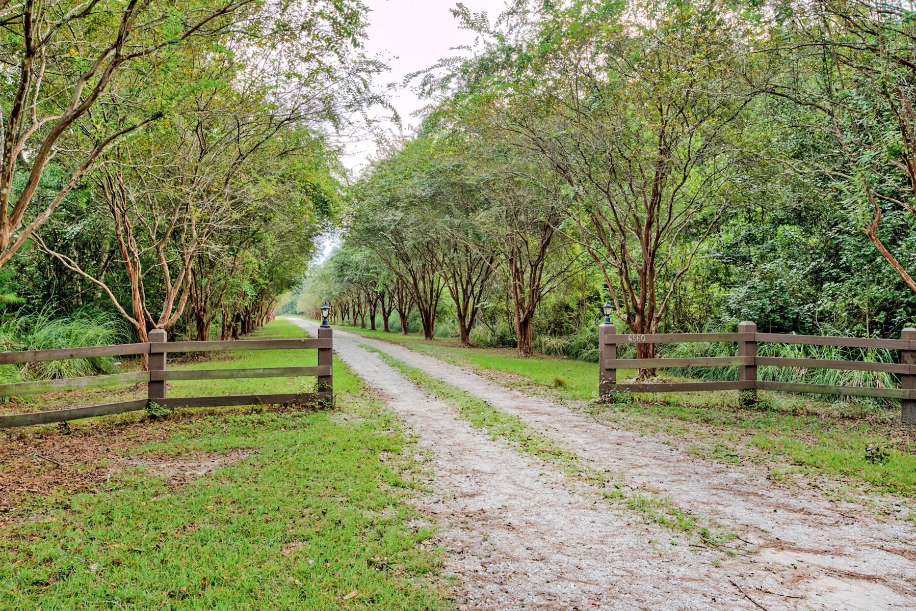 6560 Keith Road Lumberton, TX 77657 - Photo 2 of 43 Gallery Image 2