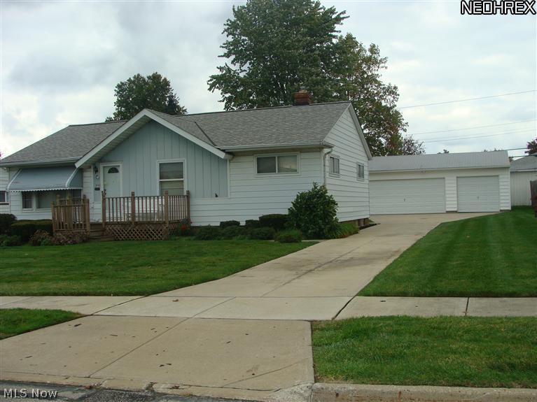 1703 Roselawn Road Cleveland, OH 44124 - Photo 2 of 21 Gallery Image 2