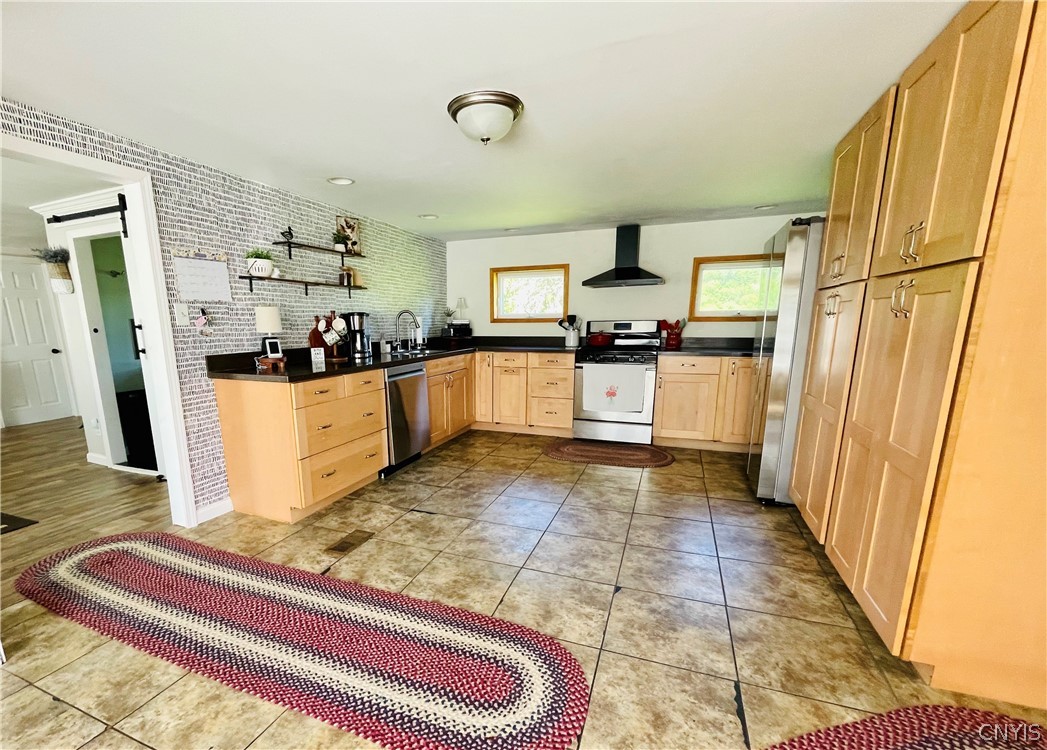 4457 North Tower Road Solon, NY 13040 - Photo 5 of 36