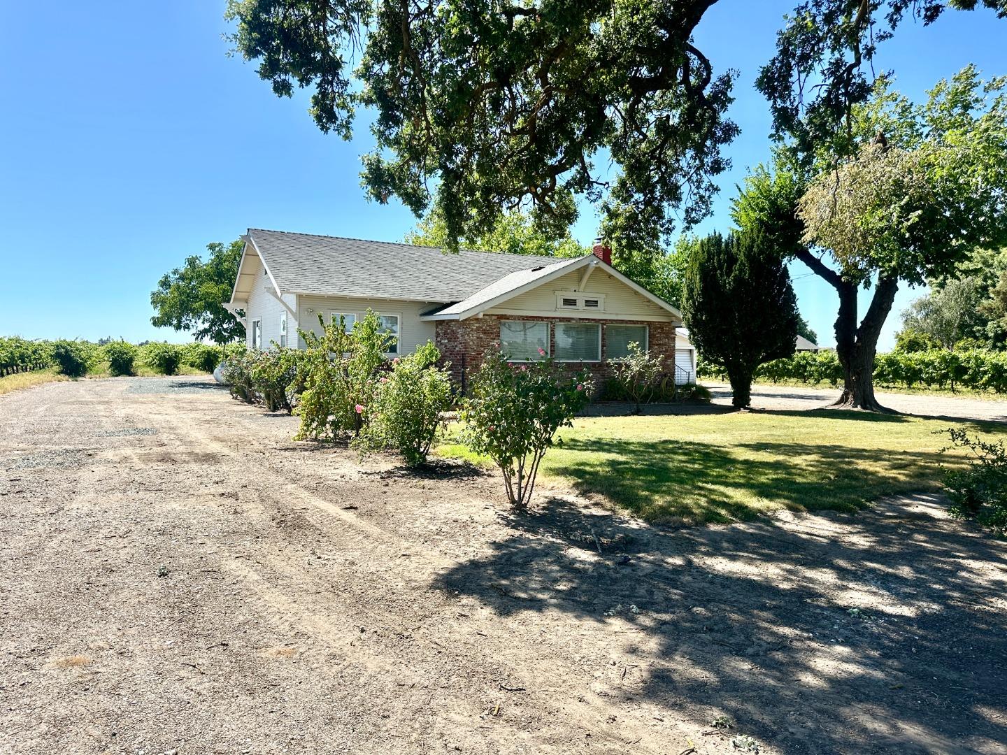 19025 Devries Road Lodi, CA 95242 - Photo 6 of 41