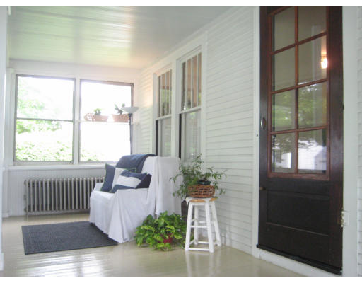 195 Winton Street Springfield, MA 01118 - Photo 2 of 20 Gallery Image 2