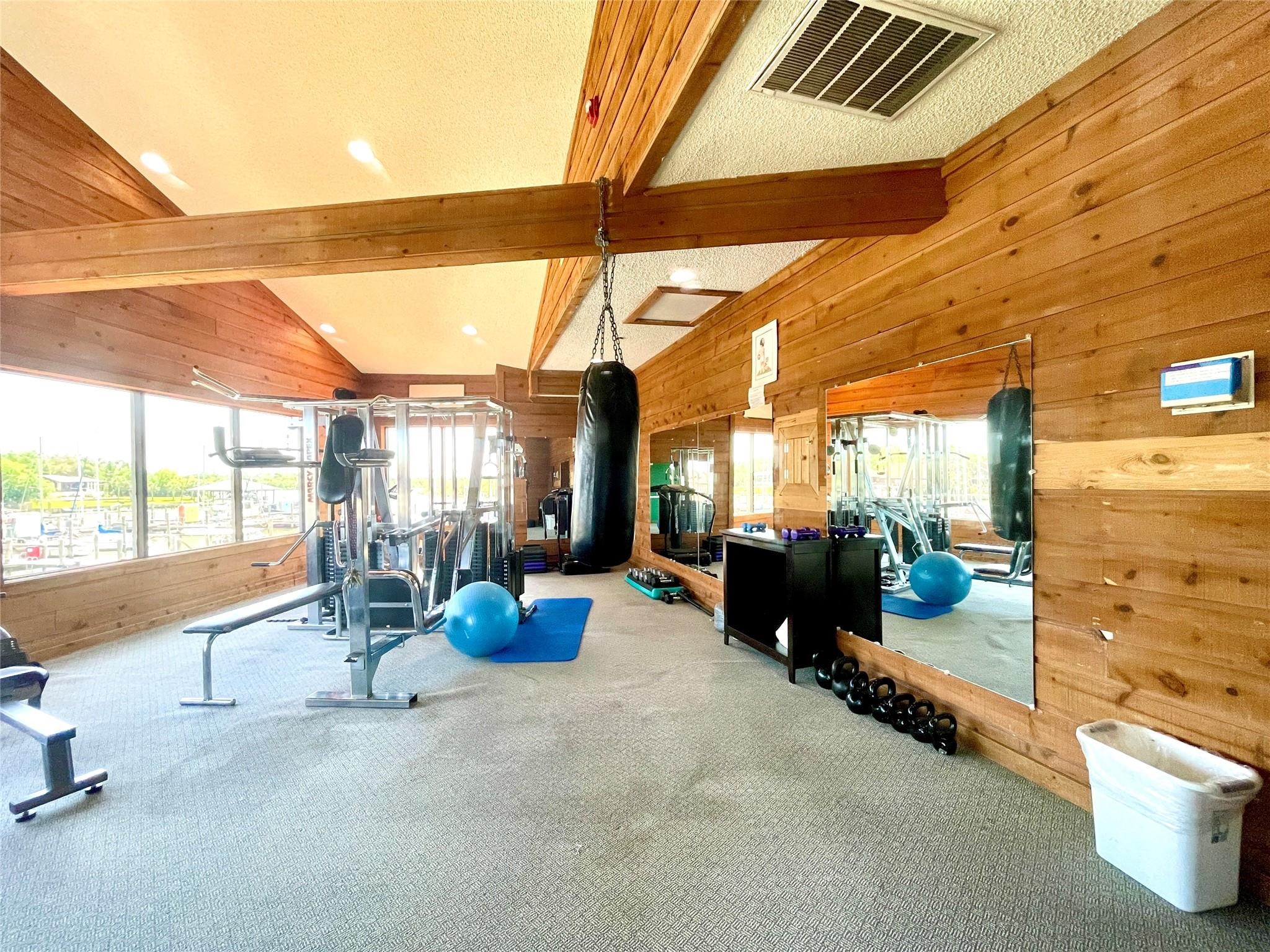 793 Davis Road, Unit 111 League City, TX 77573 - Photo 35 of 37 Exercise room.