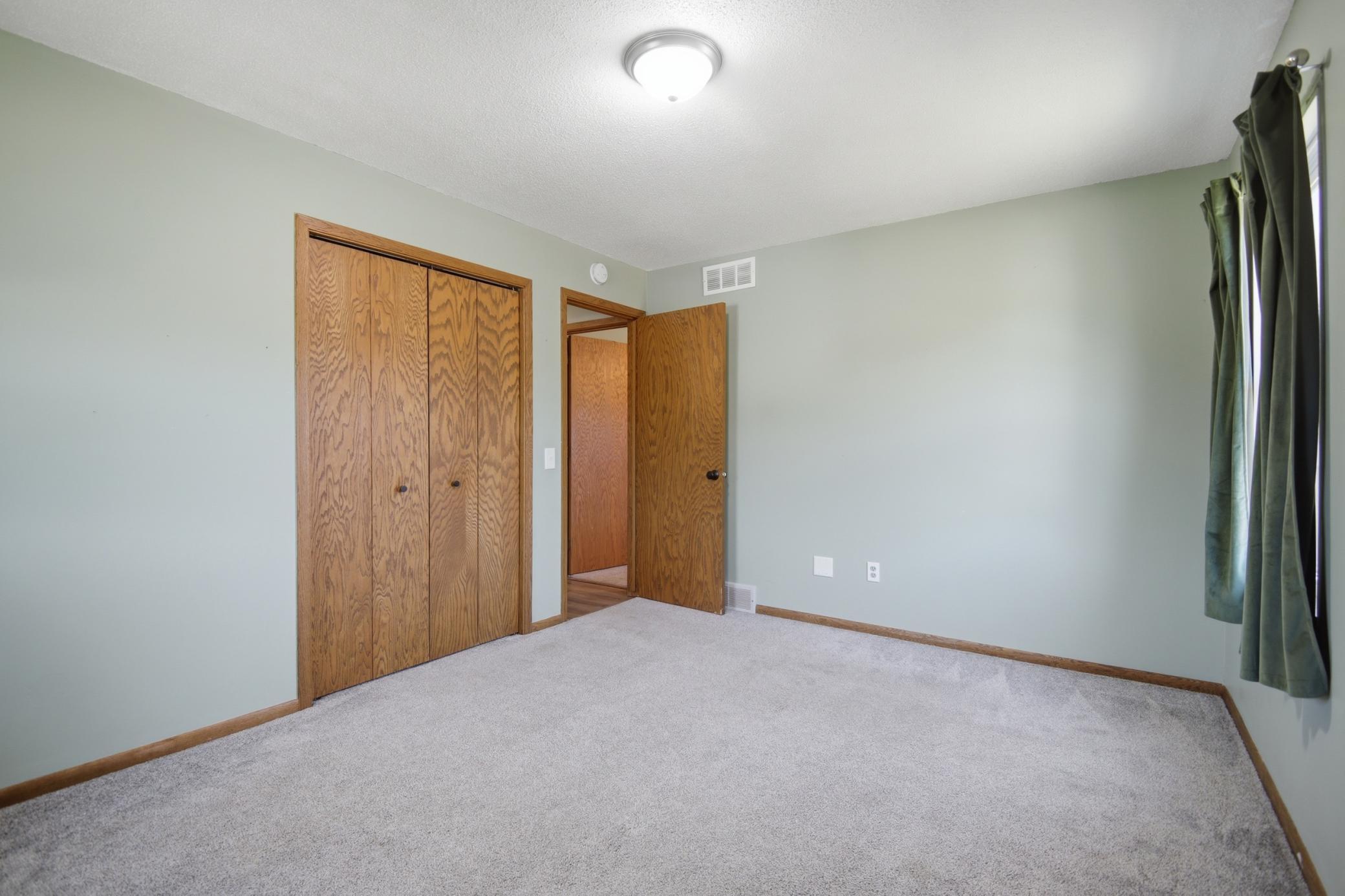 717 Colonial Circle Faribault, MN 55021 - Photo 16 of 65