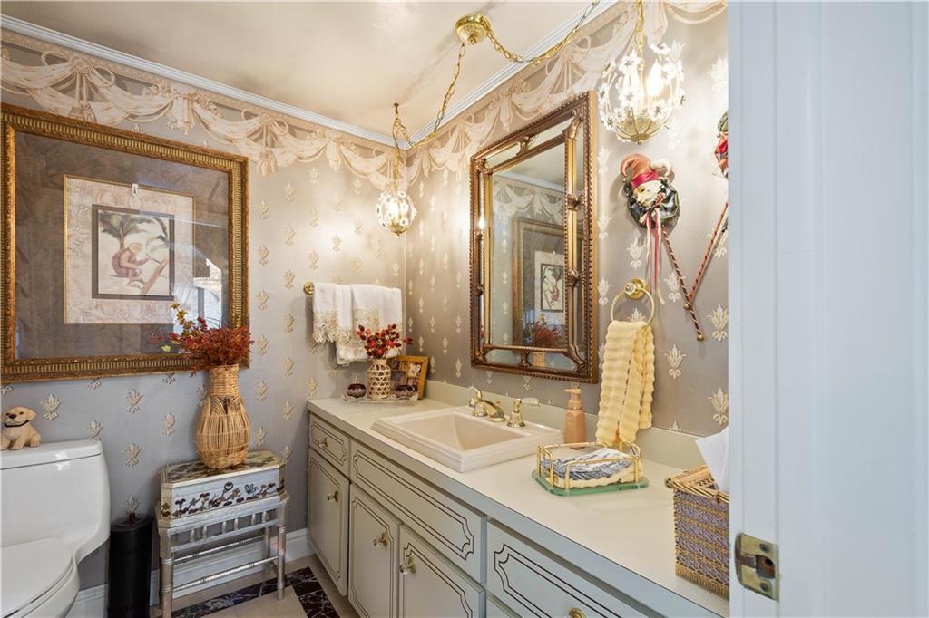 375 Wray Large Road Clairton, PA 15025 - Photo 17 of 47