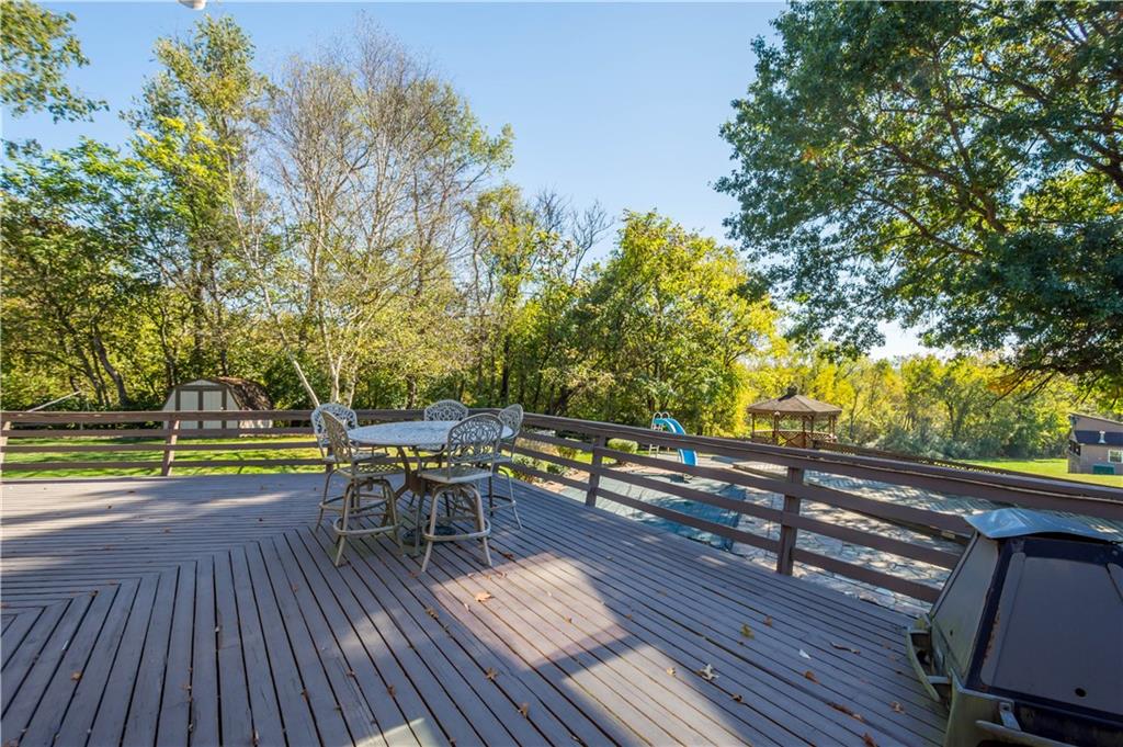 375 Wray Large Road Clairton, PA 15025 - Photo 33 of 47