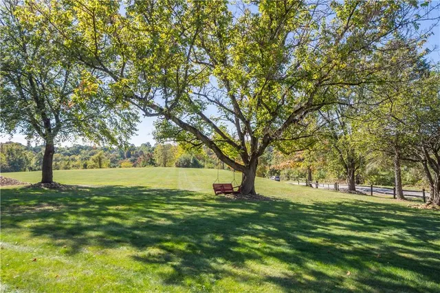 $2,000,000 | 375 Wray Large Road, Clairton, PA 15025