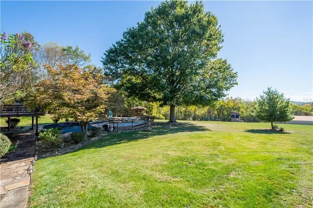 $2,000,000 | 375 Wray Large Road, Clairton, PA 15025