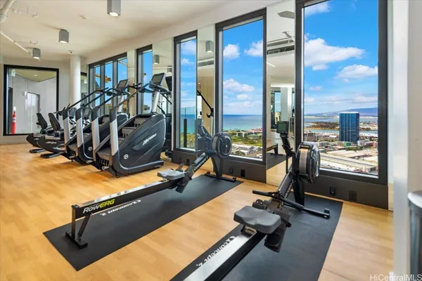 $2,900 | 987 Queen Street, Unit 223, Honolulu, HI 96814