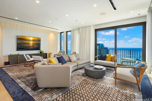 $2,900 | 987 Queen Street, Unit 223, Honolulu, HI 96814