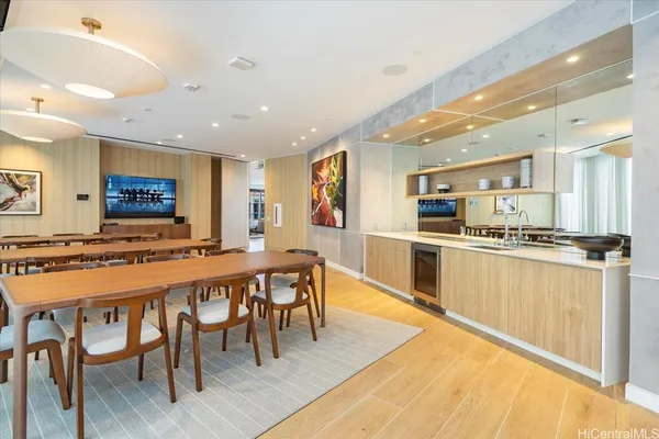 $2,900 | 987 Queen Street, Unit 223, Honolulu, HI 96814