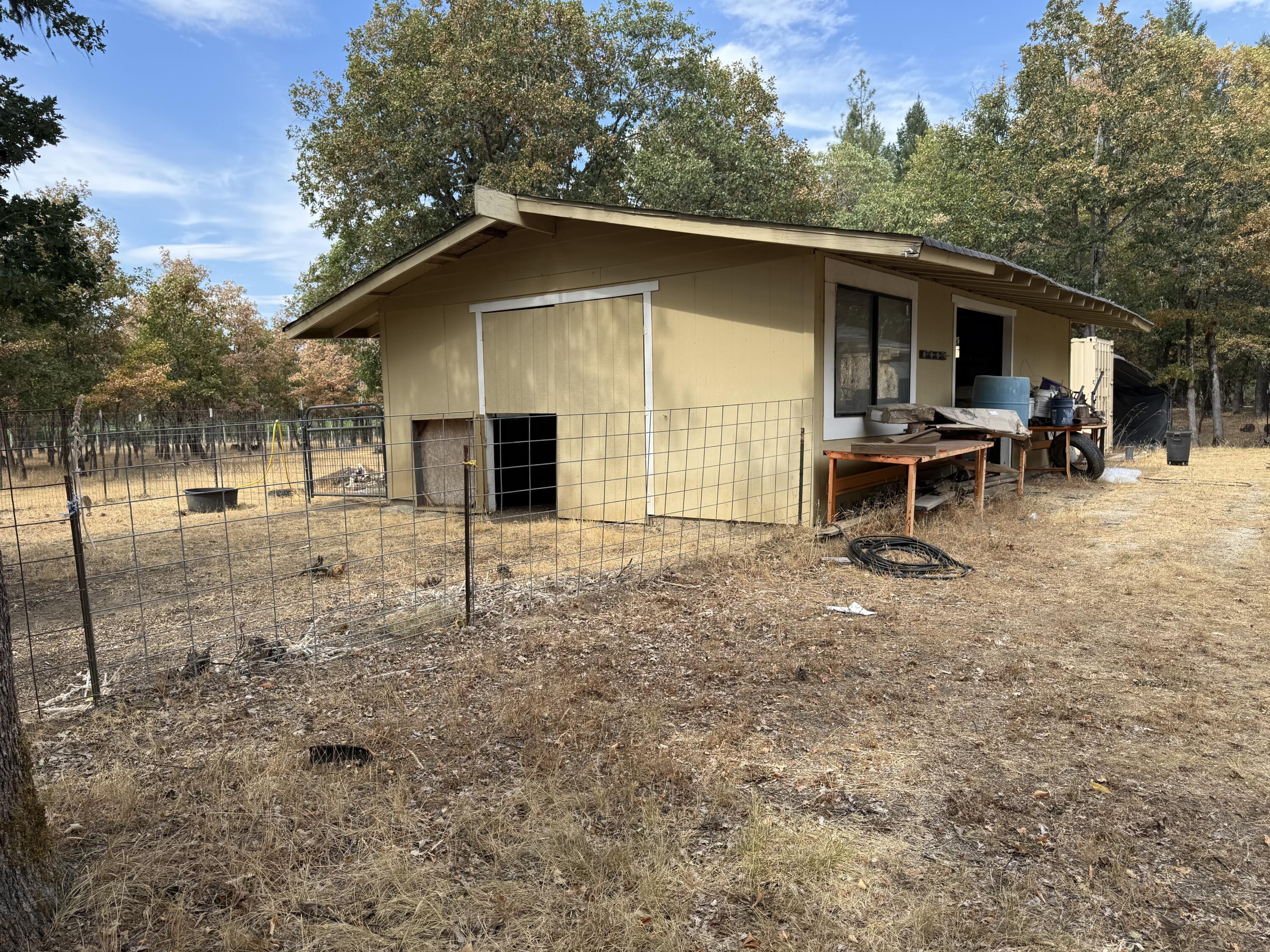 1800 Dick George Road Cave Junction, OR 97523 - Photo 23 of 37 Barn