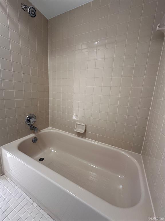 604 Cheshire Court Rochester, MI 48307 - Photo 19 of 38