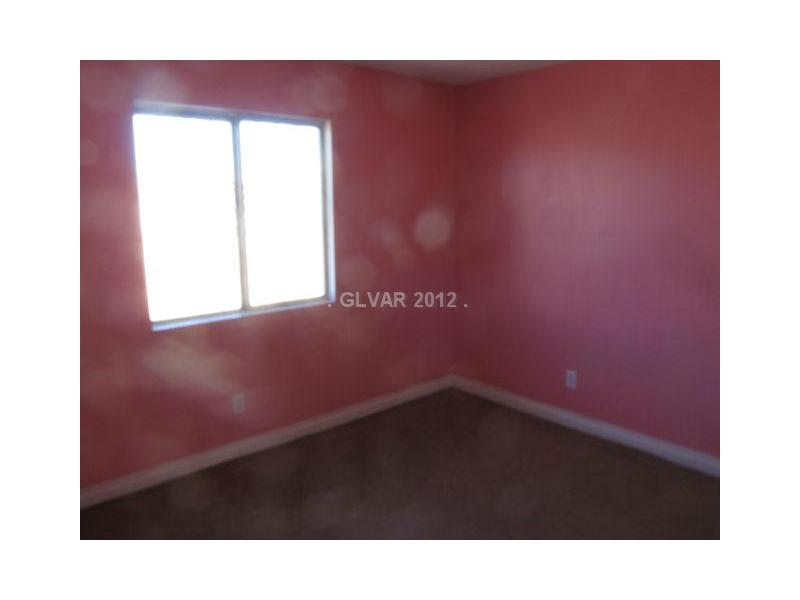 3921 Lincoln Road Las Vegas, NV 89115 - Photo 16 of 25 Bedroom. BEDROOM 3