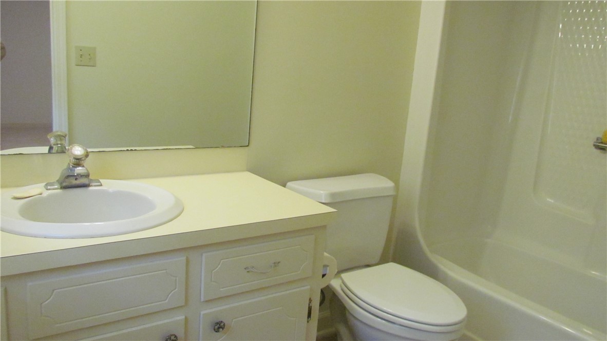 126 Concord Circle Anderson, SC 29621 - Photo 18 of 22 Master Bedroom Bath