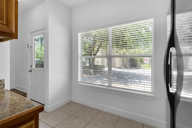 $1,725 | 15284 Business Highway, Unit 10A, Freeport, FL 32439