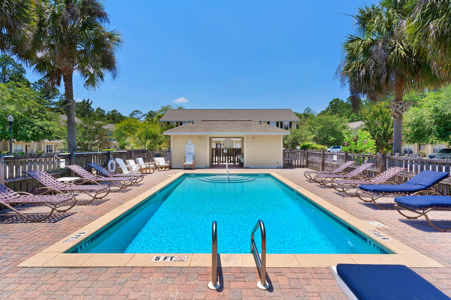 15284 Business Highway, Unit 10A Freeport, FL 32439 - Photo 4 of 24 4_Palms Of Freeport 10A_20240611_138