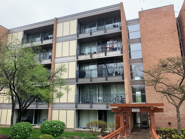 a view of building with outdoor space