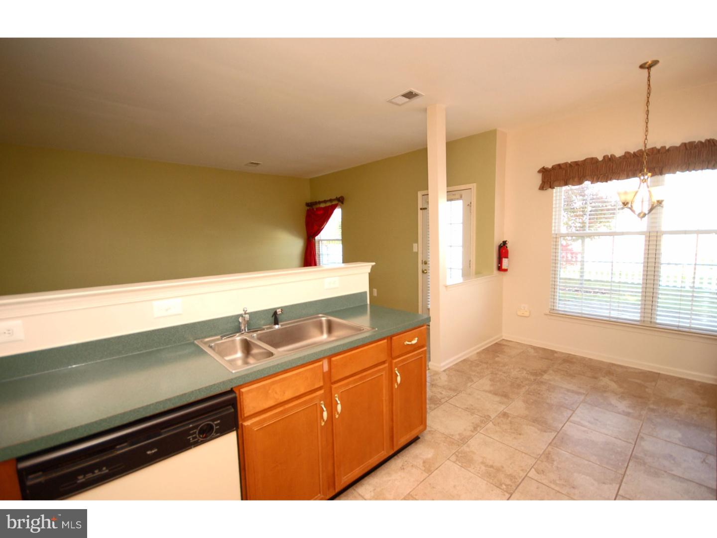 12 Sandstone Road East Windsor, NJ 08520 - Photo 8 of 24 Gallery Image 8