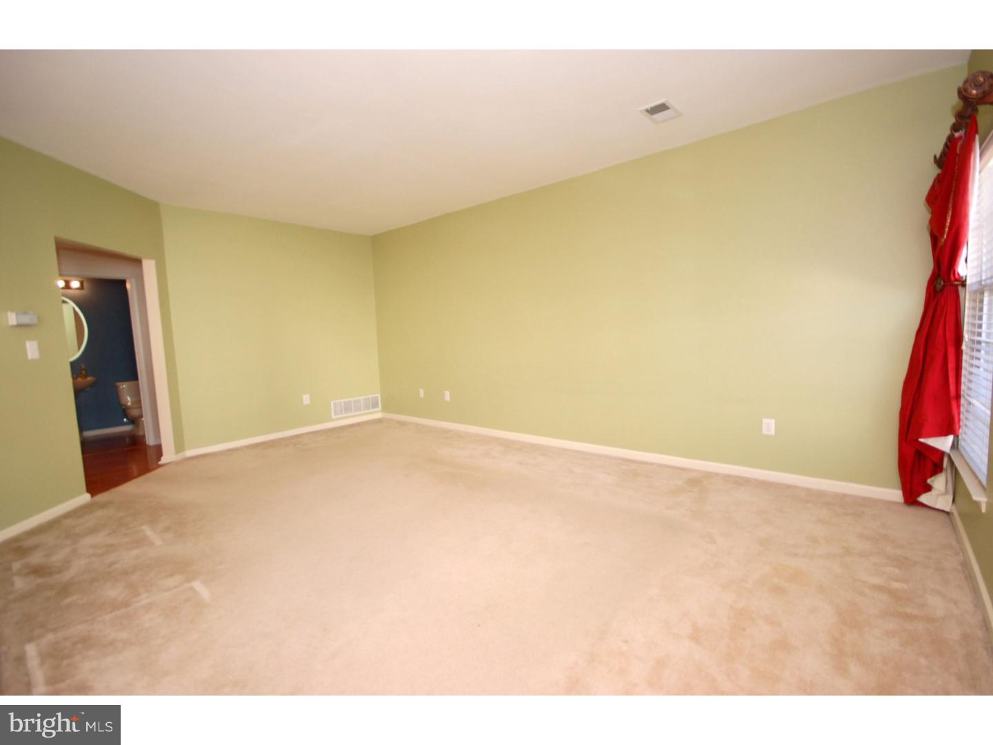 12 Sandstone Road East Windsor, NJ 08520 - Photo 9 of 24 Gallery Image 9