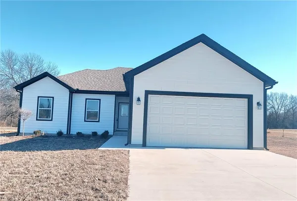 $304,000 | 1607 Al Ortolani Way, Pittsburg, KS 66762