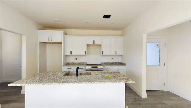 $395,000 | 1607 Al Ortolani Way, Pittsburg, KS 66762