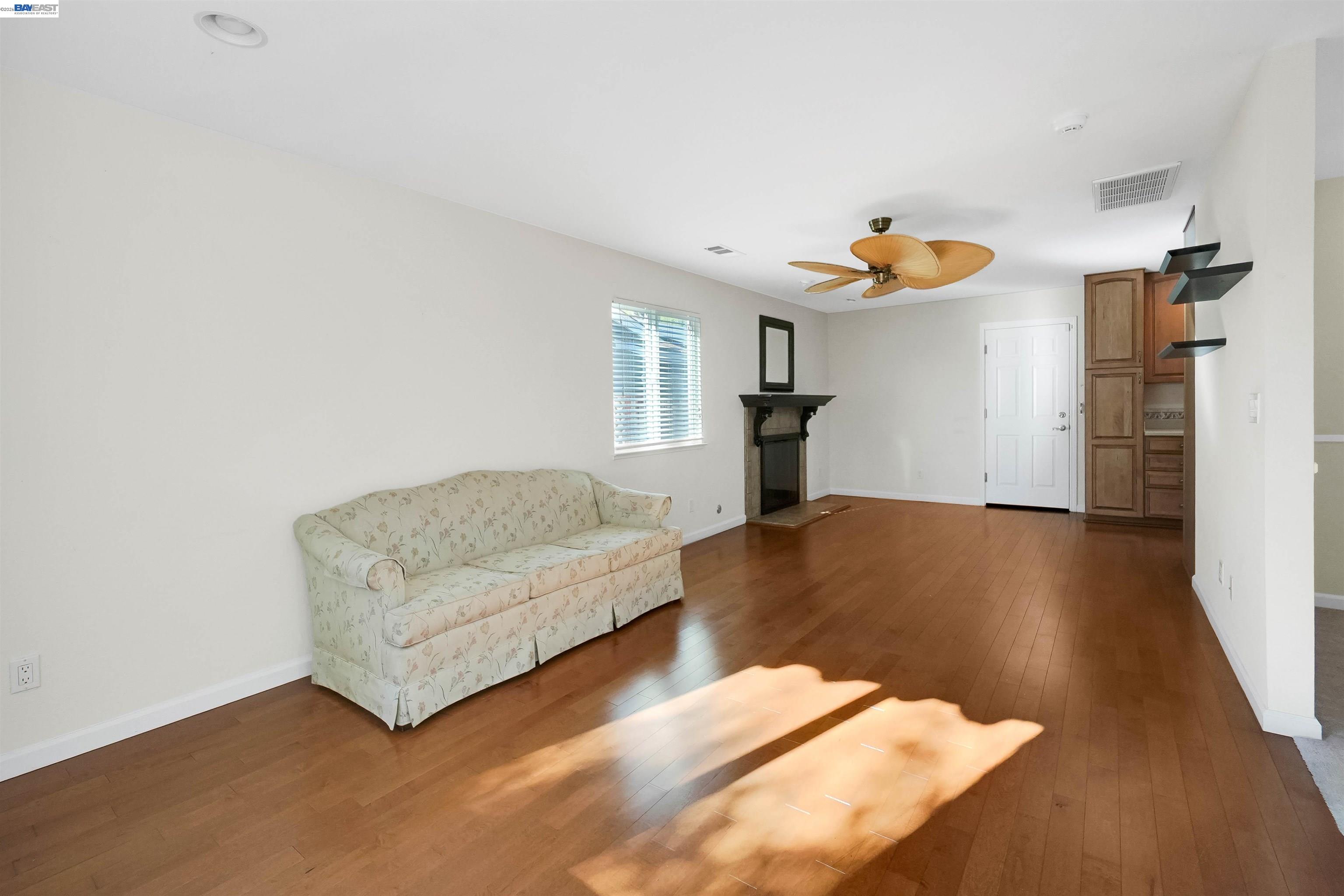 30245 Treeview Street Hayward, CA 94544 - Photo 15 of 44