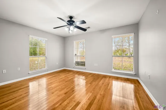 $482,500 | 22470 Loving Drive, Denham Springs, LA 70726