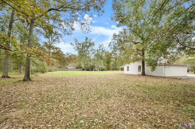 $482,500 | 22470 Loving Drive, Denham Springs, LA 70726