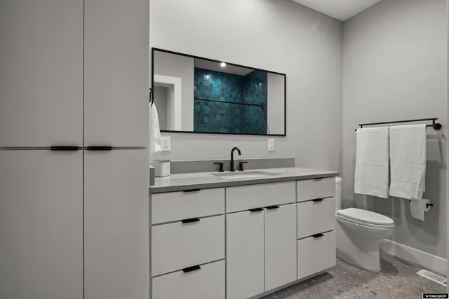 $795,000 | 340 South David Street, Casper, WY 82601