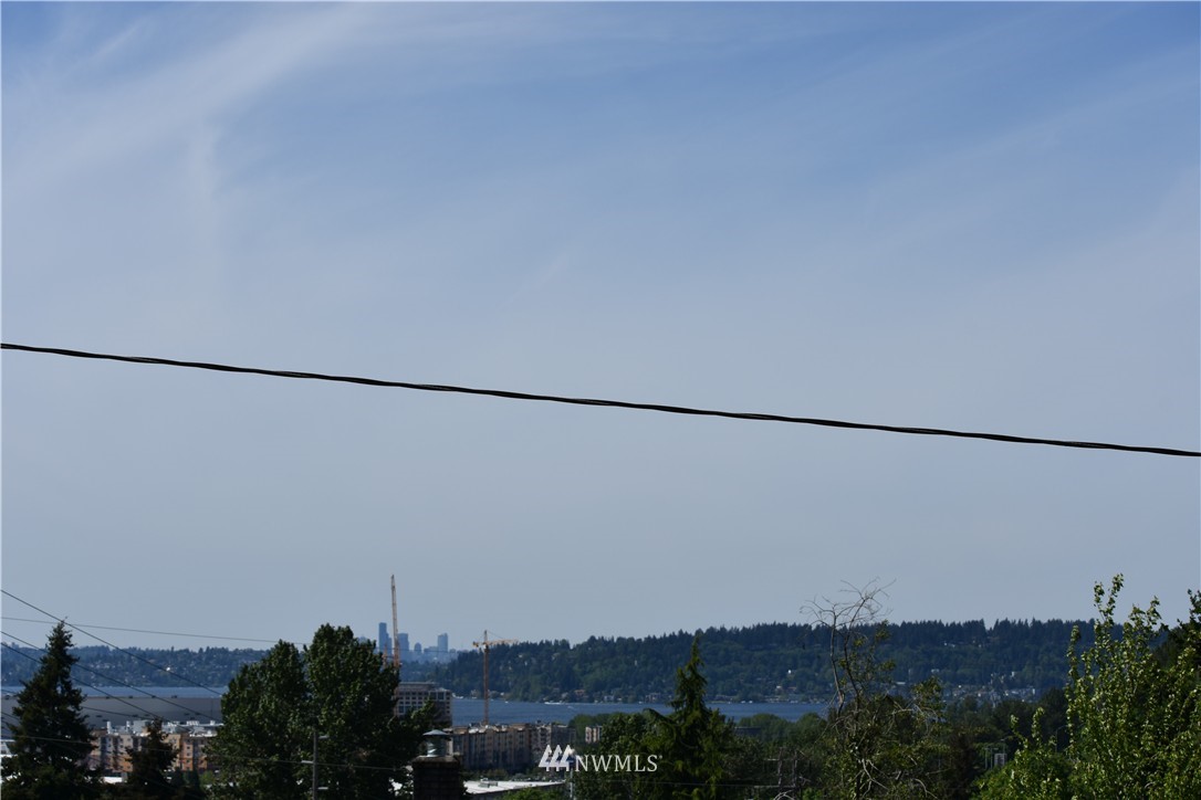 424 Windsor Way Northeast Renton, WA 98056 - Photo 5 of 21